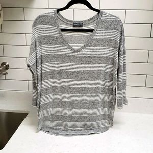 Market & Spruce Grey Striped 3/4 Length Sleeve